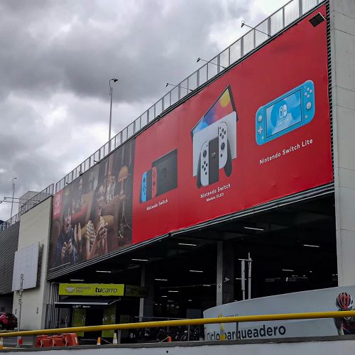 NINTENDO UNICENTRO Fachada Lat
